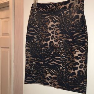 Animal print pull on skirt.